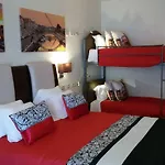 Hostel Welcome In *